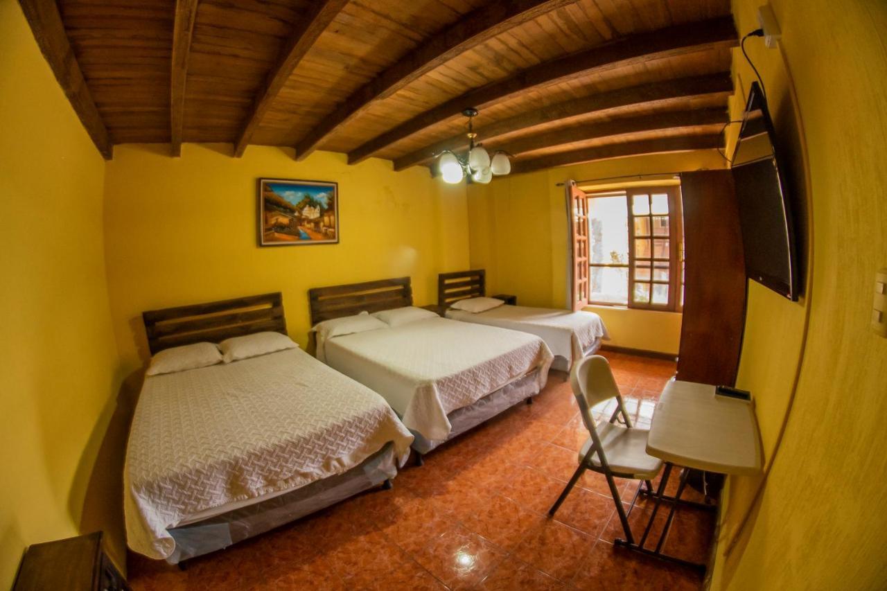 Euro Hostal Ville de Guatemala Extérieur photo