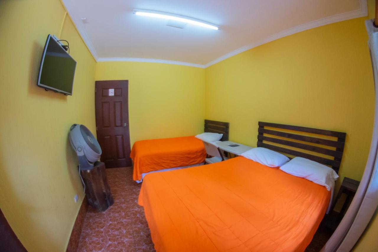 Euro Hostal Ville de Guatemala Extérieur photo